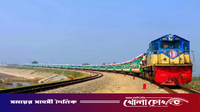 ফিতা কাটতেই শেষ উৎসাহ, গন্তব্যে পৌঁছায় না ট্রেন!