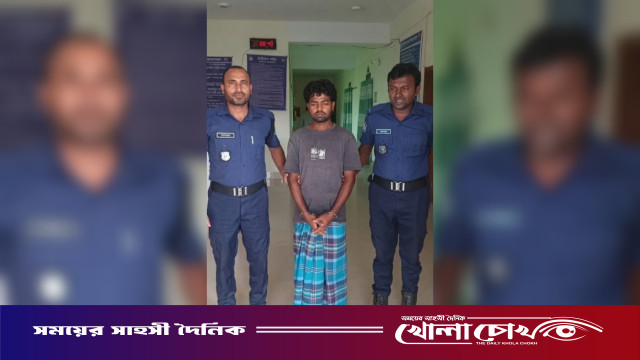 সামাজিক যোগাযোগমাধ্যমে তরুণীদের ব্ল্যাকমেইল: টাঙ্গাইল থেকে নওগাঁ পুলিশের হাতে গ্রেপ্তার ১