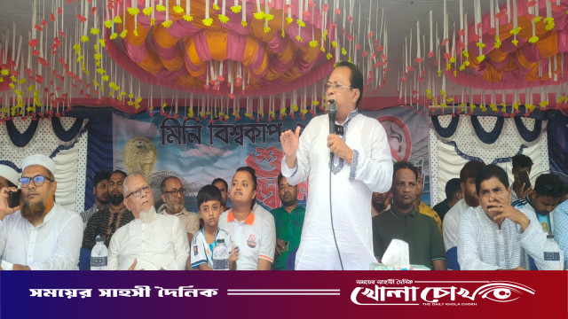 বোয়ালমারীতে মিনি ফুটবল বিশ্বকাপের উদ্বোধন অনুষ্ঠিত
