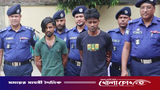নওগাঁয় ইলেকট্রনিক্স পণ্য ব্যবসায়ীকে হত্যাকাণ্ডের ঘটনায় গ্রেফতার-২