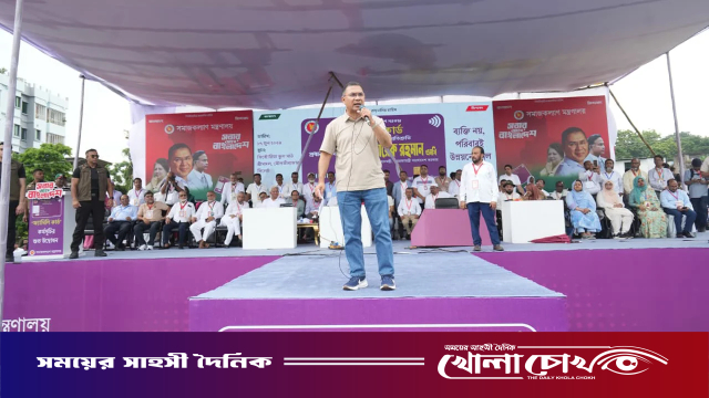 বিএনপির রাজনীতি মানুষের পাশে দাঁড়ানো ও দেশকে এগিয়ে নেওয়া