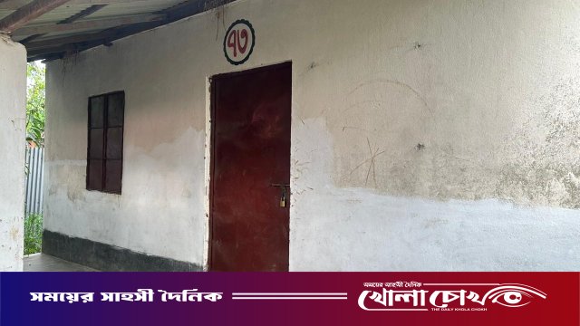 ভাঙ্গুড়ায় আশ্রয়ণ প্রকল্পের ৩৫টি ঘর বিক্রির অভিযোগ, পরিত্যক্ত ঘরগুলো এখন অপরাধের আখড়া