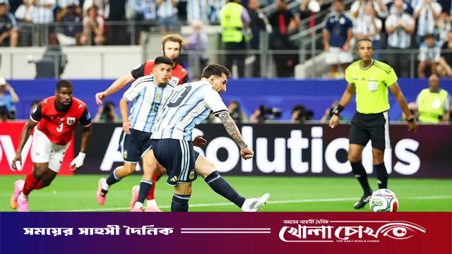 পেনাল্টি মিস না হলে হয়তো জোড়া গোলও হতো না: মেসি