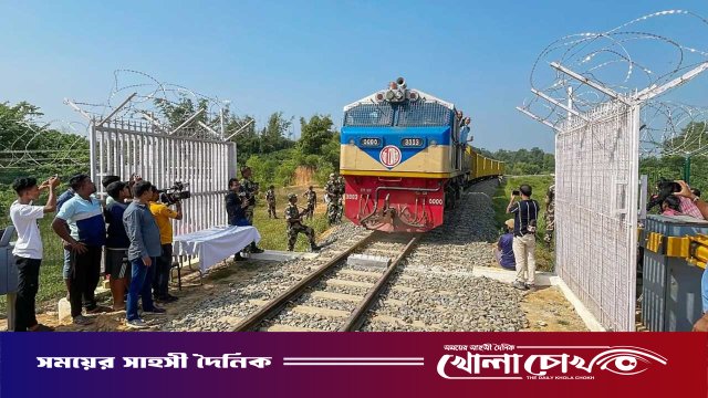 হাসিনার পতনের পর ভারত থেকে আসছে প্রথম ট্রেনের কোচ