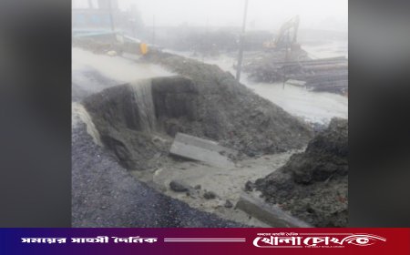 ভারী বৃষ্টিতে ধসে পড়েছে চট্টগ্রামের বিমানবন্দর সড়ক