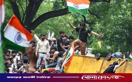 সারাদেশ থেকে বাস-ট্রেনে করে নতুন বিক্ষোভকারী যন্তর মন্তরে, নিরাপত্তা জোরদার