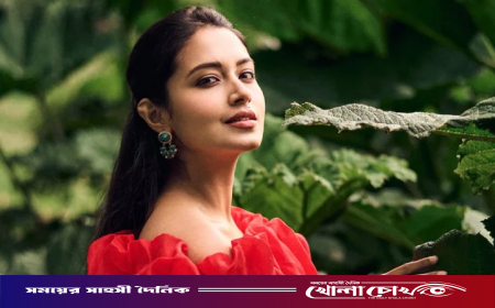 স্পেনের নীল জলরাশি থেকে কক্সবাজারে ফিরে আসার টান
