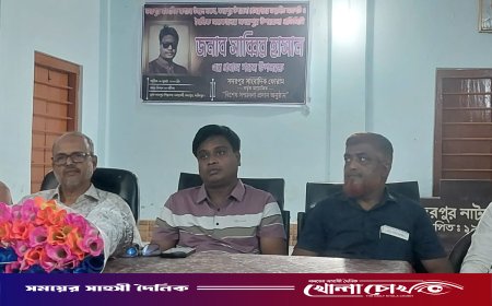 সদরপুরে সাংবাদিক সাব্বির হাসানের প্রবাস গমন উপলক্ষে বিদায় সংবর্ধনা