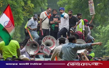 শিক্ষামন্ত্রীর পদত্যাগের পরও আন্দোলন চালিয়ে যাওয়ার ঘোষণা