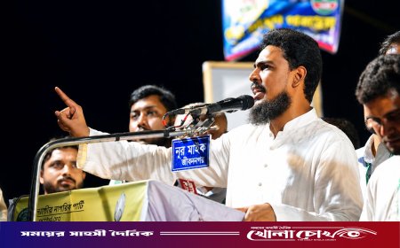 সংবিধানের দোহাই দিয়ে চুপ্পুর গ্রেপ্তার ঠেকানো যাবে না: আখতার হোসেন