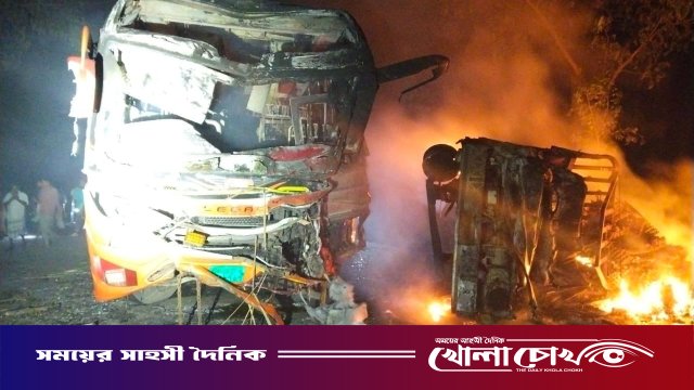 ভাঙ্গায় বাস চাপায় ৫ জন নিহত, বিক্ষুব্ধ জনতার বাসে অগ্নিসংযোগ