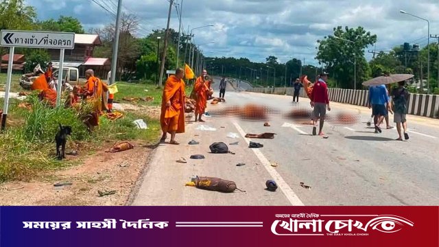 বৌদ্ধ ভিক্ষুদের তীর্থযাত্রায় ট্রাকের চাপা, প্রাণ গেল ৮ জনের