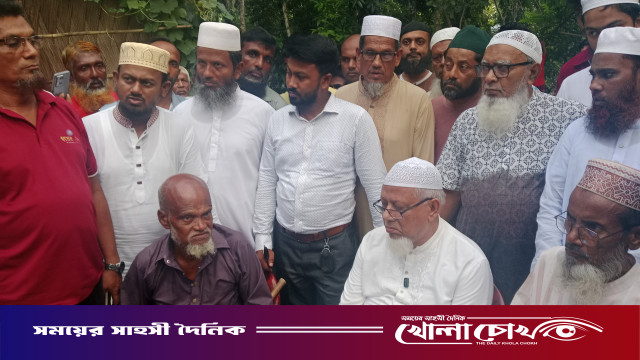 আলফাডাঙ্গায় নিহত সুমন শেখের বাড়িতে এমপি ড. ইলিয়াস মোল্লা, সুষ্ঠু বিচার নিশ্চিতের আশ্বাস