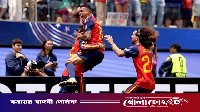 অস্ট্রিয়াকে উড়িয়ে শেষ ষোলোয় স্পেন