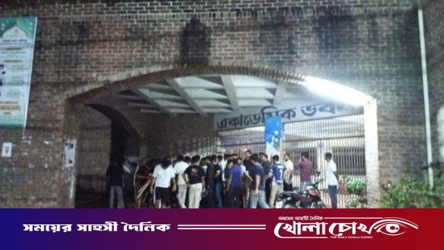 খেলা হচ্ছে আমেরিকায়, উন্মাদনা-সংঘাতে বাংলাদেশে ঝরল ১২ প্রাণ