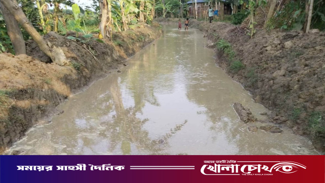 আত্রাইয়ে কচুয়া-বাজেধনেশ্বর রাস্তার বেহাল দশা, চরম জনদুর্ভোগে ৫ গ্রামের মানুষ