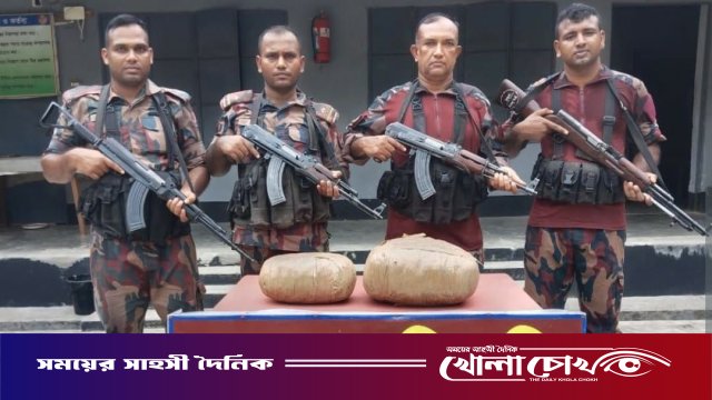 দৌলতপুর সীমান্তে বিজিবির পৃথক অভিযানে প্রায় ২১ লাখ টাকার ভারতীয় মাদক ও চোরাচালানি পণ্য উদ্ধার