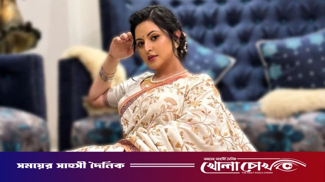 পরীমণির দীর্ঘ স্ট্যাটাস, দিলেন বিস্ফোরক তথ্য