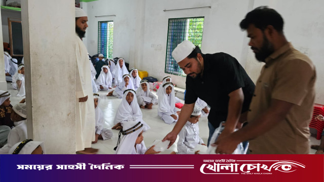 ছাত্রদলের আয়োজনে শহীদ জিয়া, বেগম খালেদা জিয়া ও কে. এম. ওবায়দুর রহমানের জন্য বিশেষ দোয়া