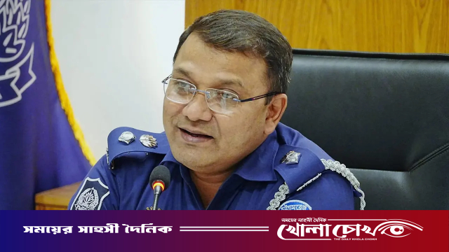 পছন্দ না হলেই ফ্যাসিস্ট বানিয়ে দেন: অভিযোগ পুলিশ সুপারের কুমিল্লা