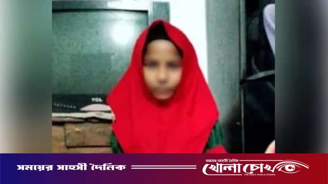কানের দুলের জন্য শিশুকে হত্যা করে আলমারিতে লুকিয়ে রাখে নারী