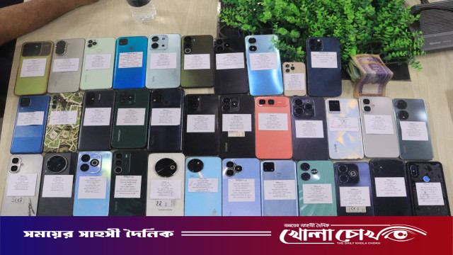 মাগুরায় সাইবার পুলিশের সাফল্য: আইফোনসহ ৩৫ মোবাইল ও বিকাশ প্রতারণার ৫০ হাজার টাকা মালিকদের ফেরত
