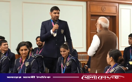 নরেন্দ্র নামটার প্রতি আমার ঘৃণা জন্মে গেছে’, মোদির সামনে স্মৃতিচারণ