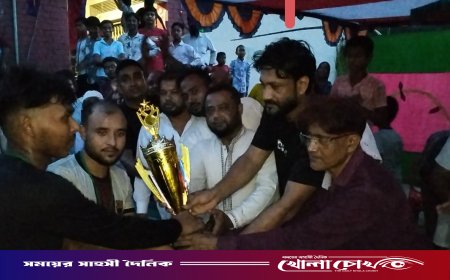 সদরপুরে জমজমাট প্রীতি ফুটবল ম্যাচ অনুষ্ঠিত, টাইব্রেকারে দুলাল মাতুব্বার ডাঙ্গী বিজয়ী