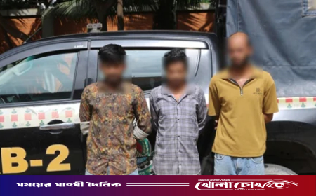 মোহাম্মদপুরে কব্জিকাটা আনোয়ার গ্রুপের ৩ সদস্য গ্রেপ্তার