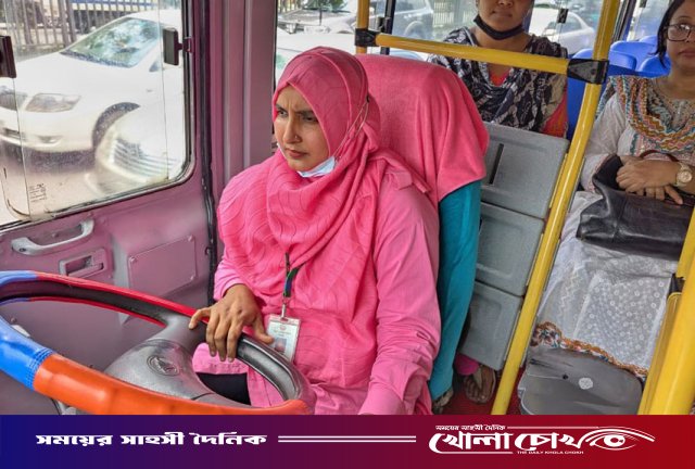 নারীদের জন্য বাসসেবা চালু, সড়কে নামল ১৪টি বাস
