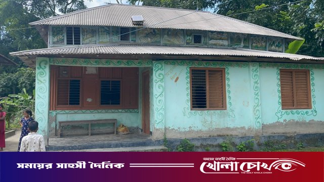 ফরিদপুরে কিশোরীকে বাড়ি থেকে তুলে নিয়ে ধর্ষণের অভিযোগ, আটক ২