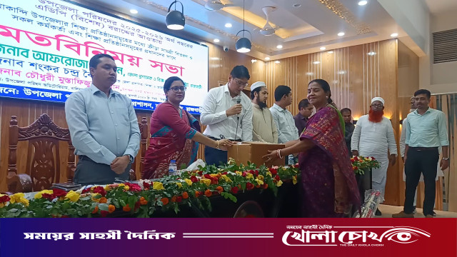 বালিয়াকান্দিতে জেলা প্রশাসকের মতবিনিময় সভা ও শিক্ষাপ্রতিষ্ঠানে ক্রীড়া-বাদ্যযন্ত্র বিতরণ