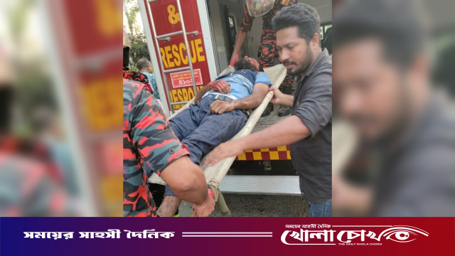 নওগাঁয় ট্রাক-মোটরসাইকেল মুখোমুখি সংঘর্ষে নিহত-১