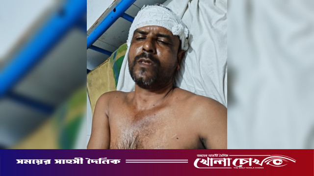 বিয়ের দাওয়াত না দেওয়াকে কেন্দ্র করে হামলা, আগৈলঝাড়ায় রক্তাক্ত ৩