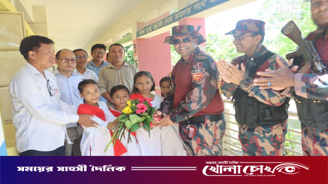বলিপাড়ায় যৌথ বিশেষ অপারেশন পরিদর্শন: দুর্গম এলাকার শিক্ষার্থী ও স্থানীয়দের মানবিক সহায়তা দিলো ৩৮ বিজিবি