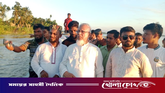 মধুমতির ভাঙনে আতঙ্কে শিকারপুর, নদীপাড়ের মানুষের পাশে এমপি ইলিয়াস মোল্লা