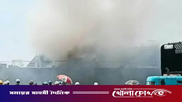 সীতাকুণ্ডে জাহাজভাঙা কারখানায় ৯ শ্রমিকের মৃত্যু: চার দিন পর অপমৃত্যু মামলা