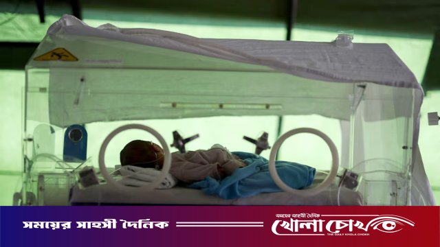 প্রসবকালে ভয়াবহ ভূমিকম্প: ইন্দোনেশিয়ায় টর্চের আলোয় জন্ম নিল ‘গেম্পিতা’