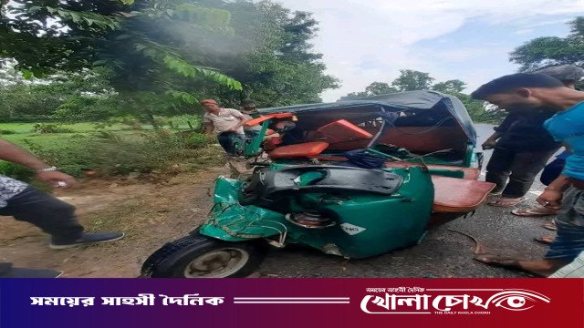 নওগাঁয় ভুটভুটি-সিএনজি মুখোমুখি সংঘর্ষ: গুরুতর আহত ৪