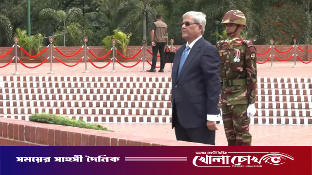 জাতীয় স্মৃতিসৌধে বীর শহীদদের প্রতি রাষ্ট্রপতির শ্রদ্ধা
