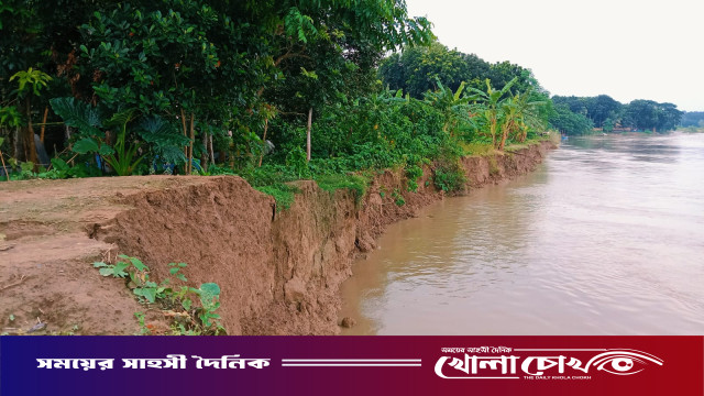 মহম্মদপুরে মধুমতির তীব্র ভাঙনে বিলীন ভিটেমাটি ও আবাদি জমি, ঝুঁকিতে ২০ গ্রাম