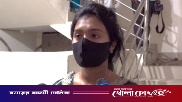 টঙ্গী থানায় ভাইরাল সেই তরুণী/‘আমি মরিনি, বারে মদ খেয়ে মাতাল হয়েছিলাম’