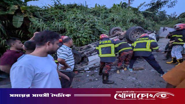 থানচিতে জিপ উল্টে চালক নিহত, ৩ ঠিকাদার আহত