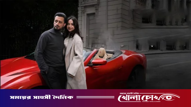 অন্তর্জালে ঝড় তুললেন আতিফ-ইয়ুমনা