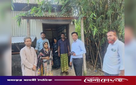 গোয়ালঘর ছেড়ে নতুন ঠিকানায় ফিরছে সোহেলের পরিবার, পাশে সালথার ইউএনও দবির উদ্দিন