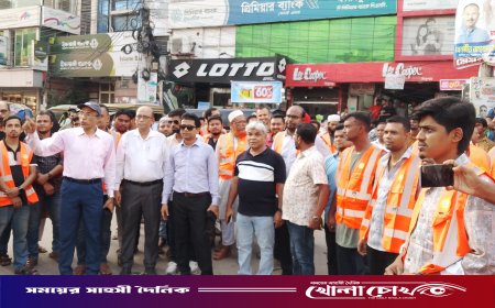 ফরিদপুরে ফুটপাত দখলমুক্ত করতে পৌরসভার উচ্ছেদ অভিযান, জনমনে স্বস্তি