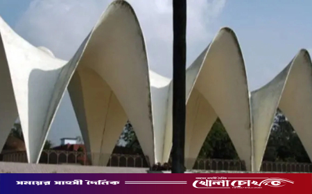শাহবাগে তিন নেতার মাজারের পাশে ককটেল বিস্ফোরণ
