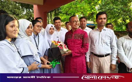 ফরিদপুর জেলা প্রশাসন স্কুল অ্যান্ড কলেজে বার্ষিক সাংস্কৃতিক ও পুরস্কার বিতরণী অনুষ্ঠিত