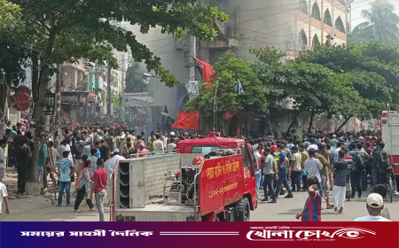 মিরপুরে উচ্ছেদে ভেকুর আঘাতে বিদ্যুতের তার ছিঁড়ে মসজিদে আগুন, ধাওয়া-পাল্টা ধাওয়া
