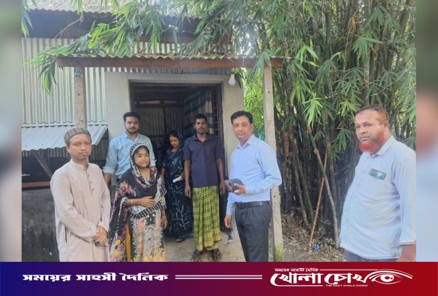 গোয়ালঘর ছেড়ে নতুন ঠিকানায় ফিরছে সোহেলের পরিবার, পাশে সালথার ইউএনও দবির উদ্দিন